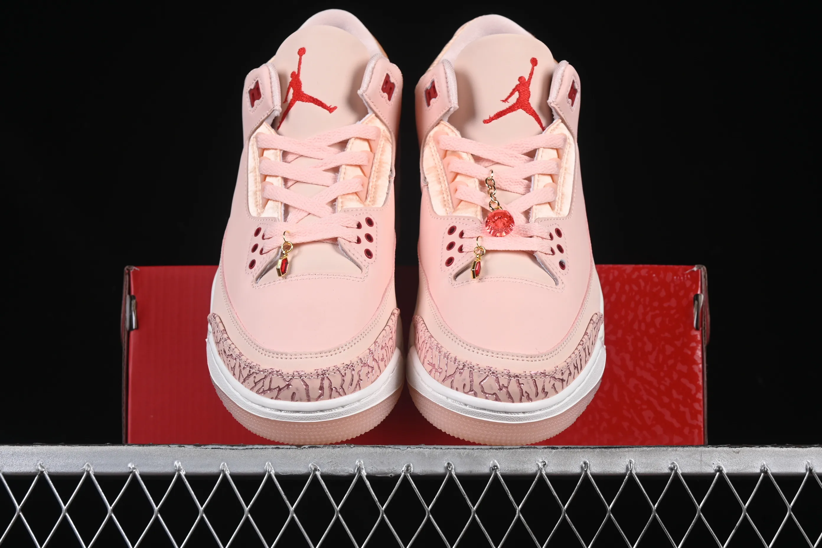 All categories Air Jordan Jordan series basketball shoes Air Jordan 3 Air Jordan 3 "Valentine's Day" AJ3 Joe 3 Valentine's Day Limited HJ0178-600